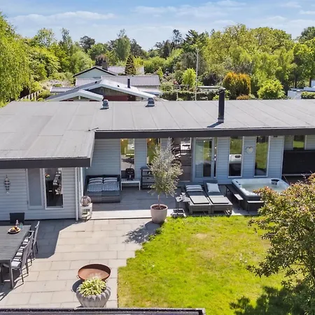 Bodulf - 300m From The Sea By Interhome Feriehus